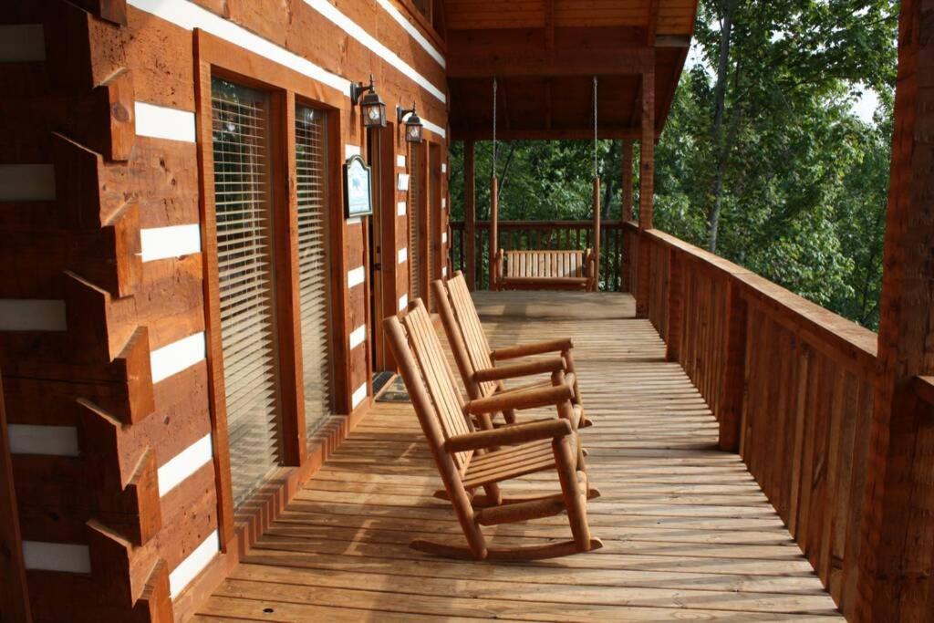 View! Private! Hot Tub,Pool Table,Fireplace,Relax! Sevierville Extérieur photo