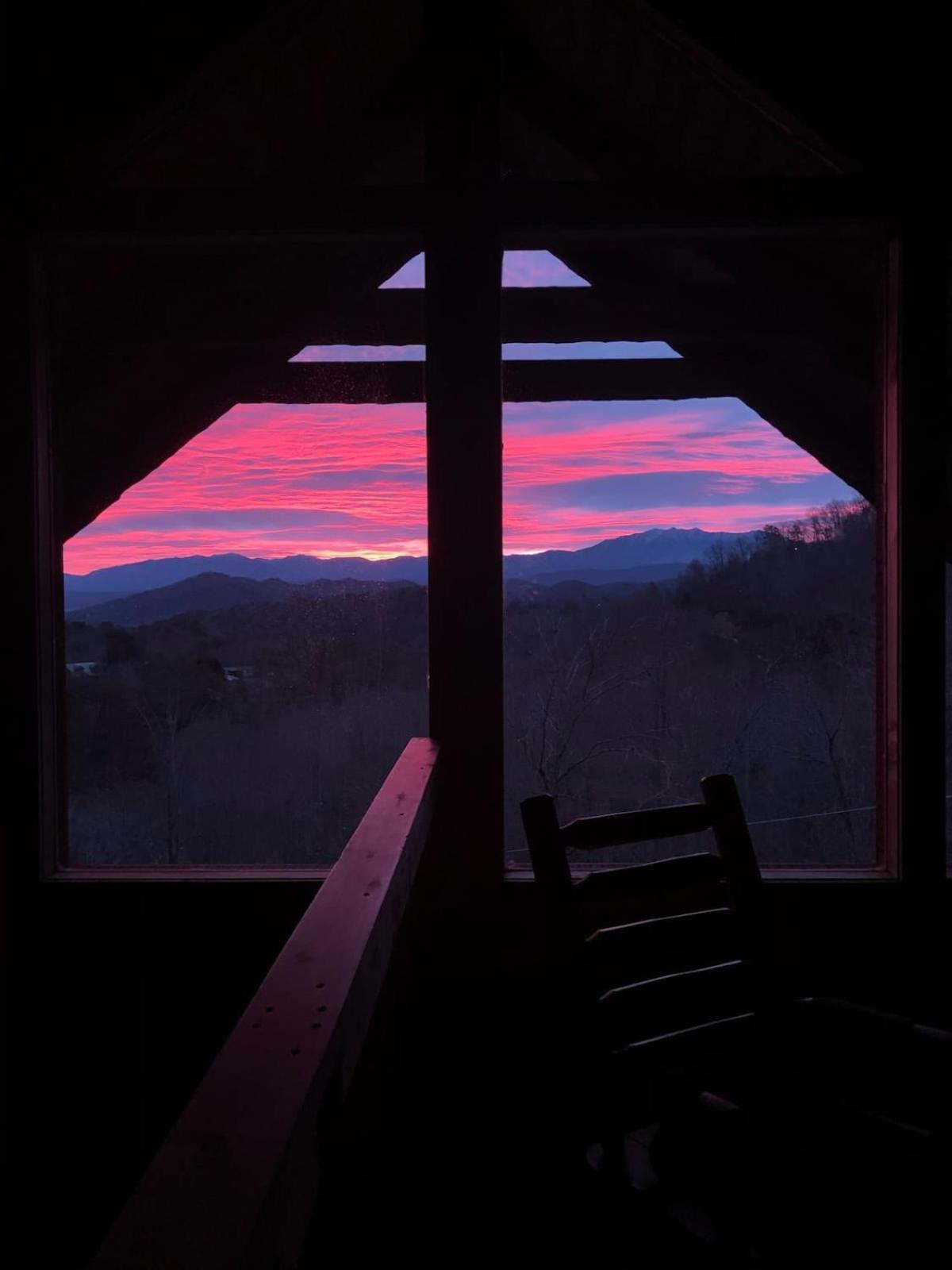 View! Private! Hot Tub,Pool Table,Fireplace,Relax! Sevierville Extérieur photo